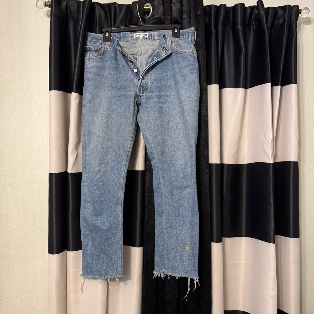 RE/DONE LEVI’S RELAXED CROP JEANS